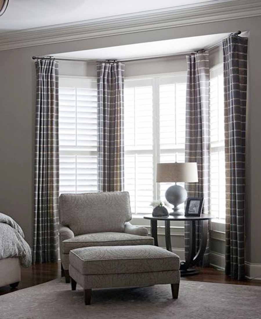 Bay window curtain rods