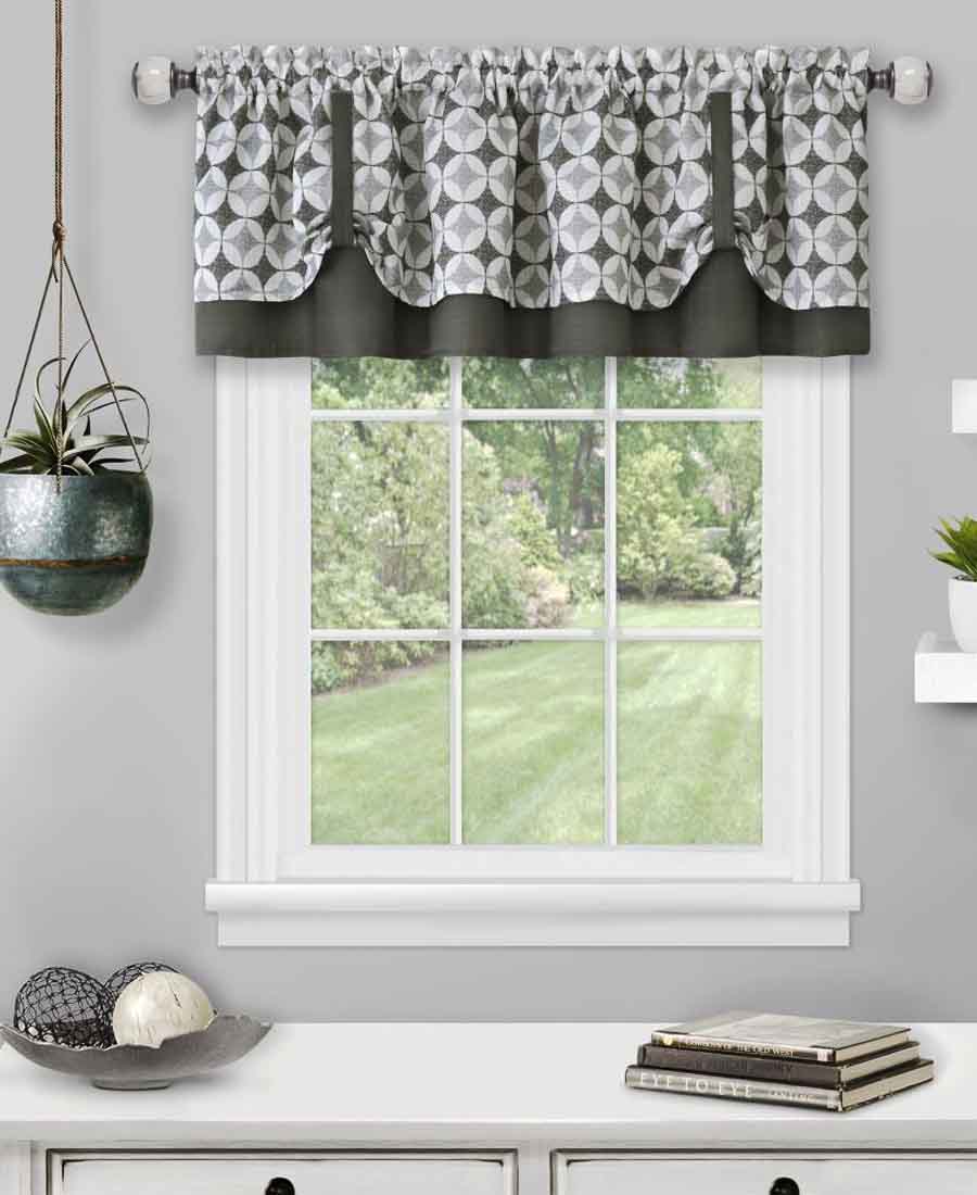 Scalloped Curtains